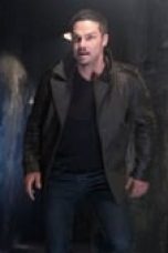 Movie poster: Beauty and the Beast Season 2 Episode 12