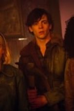 Movie poster: Chilling Adventures of Sabrina Season 2 Episode 1