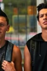 Movie poster: Cobra Kai Season 2 Episode 1