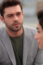 Movie poster: Her Yerde Sen Season 1 Episode 22