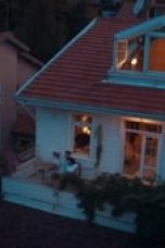 Movie poster: Her Yerde Sen Season 1 Episode 9