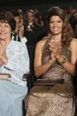 Movie poster: Jane the Virgin Season 1 Episode 9